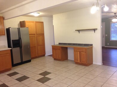 Kitchen with Built-in desk