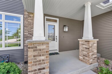 5195 Buttonbush Dr, Fitchburg, WI 53711 - photo 2