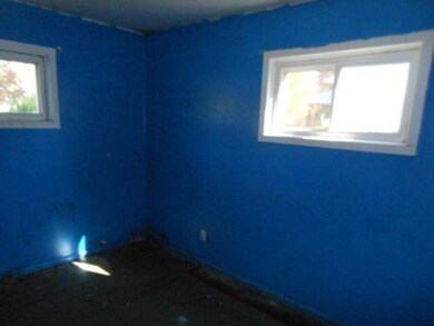 1061 Vincent St, Findlay, OH 45840 - photo 4