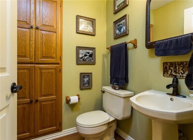 708 E Buchanan St, Prairie Grove, AR 72753 - photo 7