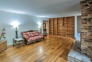 13043 Taylorcrest Rd, Houston, TX 77079 - photo 4