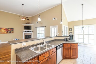 1374 Lake Front Dr E, Hernando, MS 38632 - photo 4