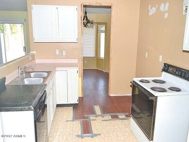 023-279556-kitchen-1