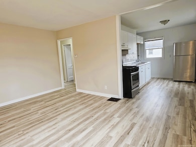 1501 Whiting St SW, Wyoming, MI 49509 - photo 4