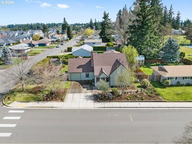 1338 N Maple St, Canby, OR 97013 - photo 2