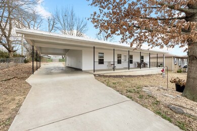 817 N Spruce St, Harrison, AR 72601 - photo 3