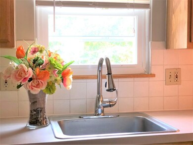 265 New Ludlow Rd unit C2, Chicopee, MA 01020 - photo 5