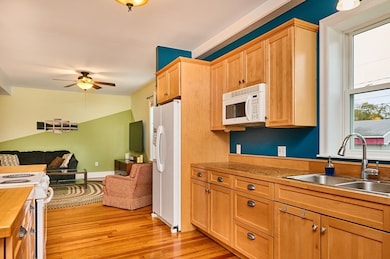 12 Parker Ave unit 1, Northfield, MA 01360 - photo 6