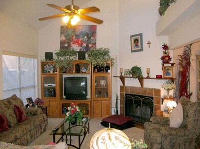 6LivingRoom