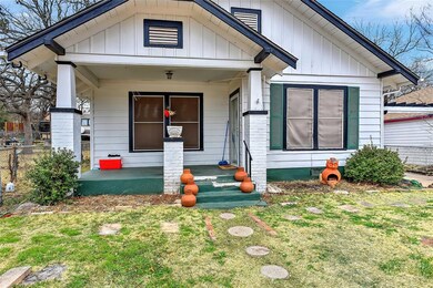 1523 W Crawford St, Denison, TX 75020 - photo 3