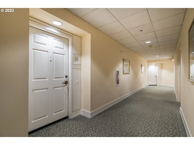 Legends Condos unit 709, Portland, OR 97205 - photo 4