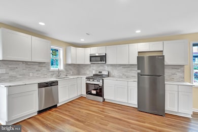 840 Parkside Ave, Trenton, NJ 08618 - photo 7