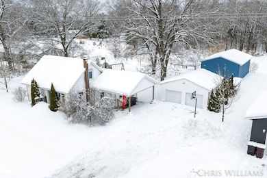 2288 Macarthur Rd, Muskegon, MI 49442 - photo 2