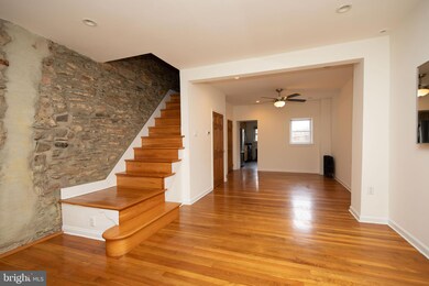 140 Carson St, Philadelphia, PA 19127 - photo 2