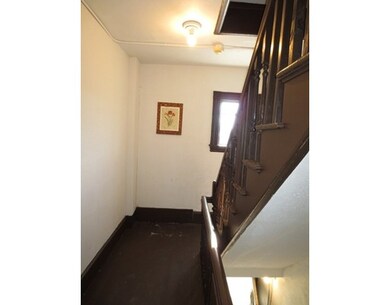 23 Jordan unit 23, Lawrence, MA 01841 - photo 3