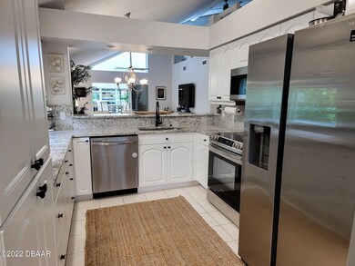 1824 EC Kitchen 2 (1)