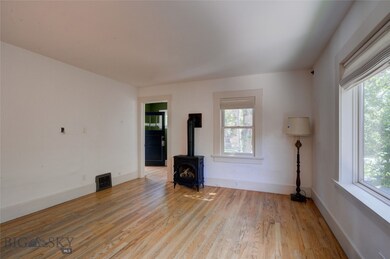 213 S 7th Ave, Bozeman, MT 59715 - photo 4