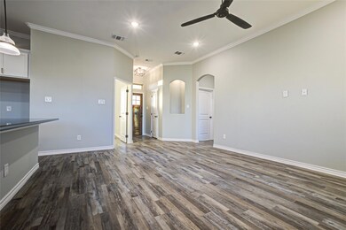 404 Magnolia Dr, Troy, TX 76579 - photo 4