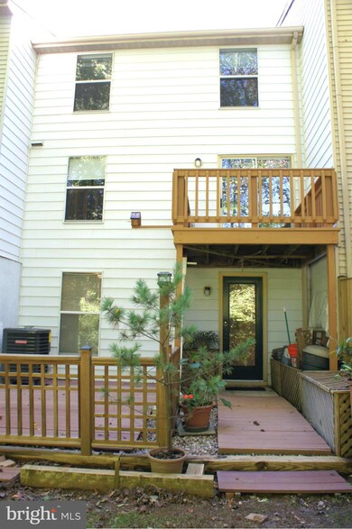 525 Oakmont Ct unit 87, Arnold, MD 21012 - photo 2