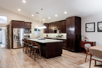 21 E Greentree Dr, Tempe, AZ 85284 - photo 4