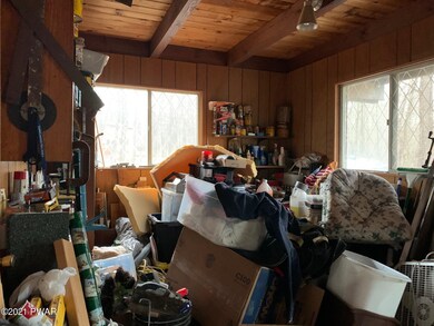 127 Heron Bay Rd, Lords Valley, PA 18428 - photo 7