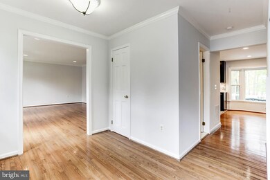 11405 Guerlac Ct, Gaithersburg, MD 20878 - photo 6