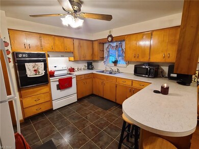 1461 Sleepy Hollow Dr, Coshocton, OH 43812 - photo 7