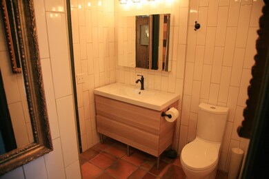 106bbathroom
