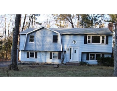 19 Gordon Dr, Londonderry, NH 03053 - photo 2