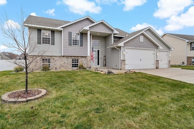 981 Farmers Ridge Trail, Belle Plaine, MN 56011 - photo 3