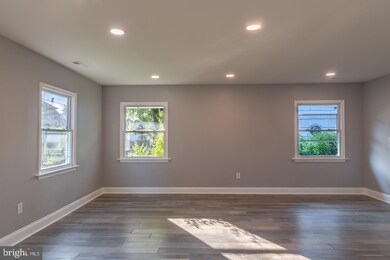 25 Bucknell Ln, Willingboro, NJ 08046 - photo 3