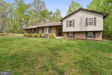 26920 Hidden Acres Ct, Mechanicsville, MD 20659 - photo 2