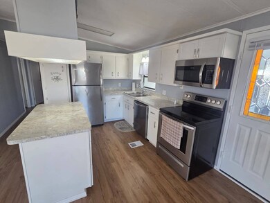 5200 28th St N unit 637, Saint Petersburg, FL 33714 - photo 7