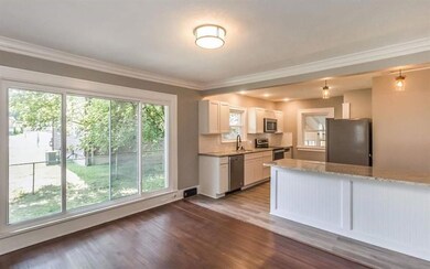 3006 48th St, Des Moines, IA 50310 - photo 5