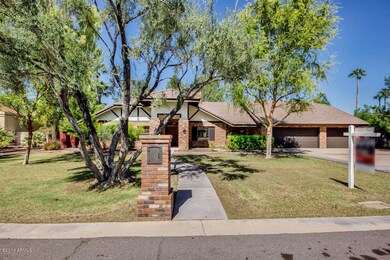 Los Arboles Drive