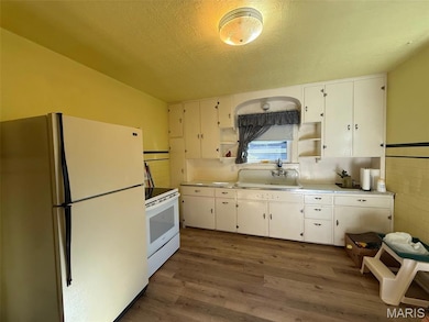 1224 W Jefferson St, Vandalia, IL 62471 - photo 2