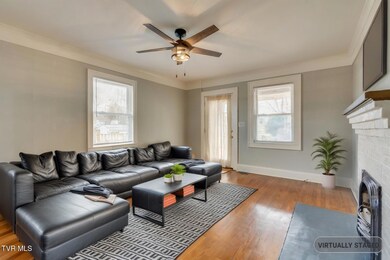 LIving Room 421 E L St