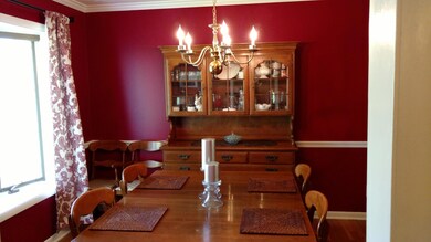 Lookout Pt Diningroom - Copy