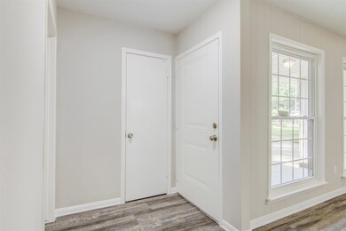 1030 Mosher Ln, Houston, TX 77088 - photo 3