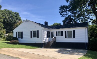 715 W 4th St, Siler City, NC 27344 - photo 4