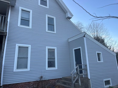 50 Franklin St unit 3/3rd Floor, Concord, NH 03301 - photo 3