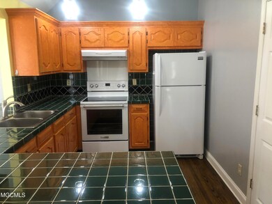 6908 Andover St, Moss Point, MS 39563 - photo 7