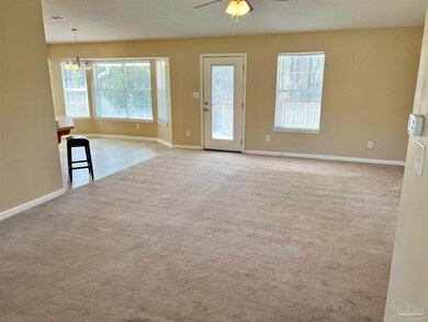 2133 Hollyhill Rd, Pensacola, FL 32526 - photo 6