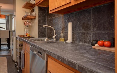 Park Towers unit 707, Columbus, OH 43203 - photo 6