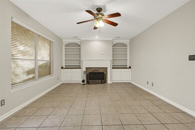 409 Colebrook Ln, Dickinson, TX 77539 - photo 7