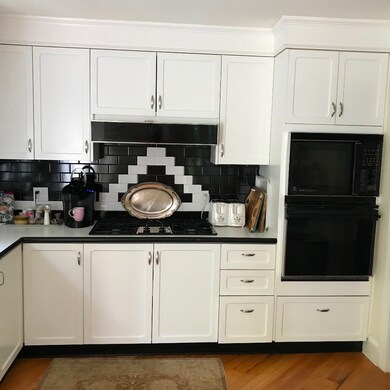 77 Cove Rd unit Condo, Vineyard Haven, MA 02568 - photo 2