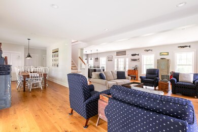 6 Running Brook Way Living Room