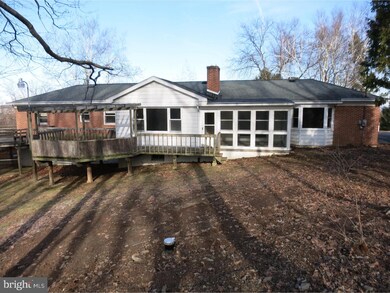 306 Mill St, Boyertown, PA 19512 - photo 6