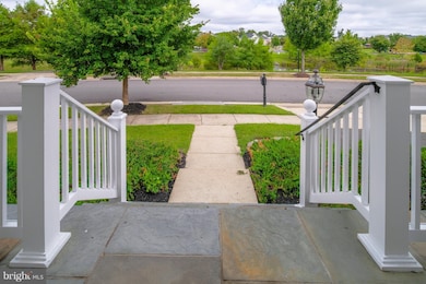 10906 Clara Barton Dr, Bristow, VA 20136 - photo 6