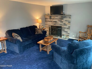 280 E Shore Dr, Hawley, PA 18428 - photo 5